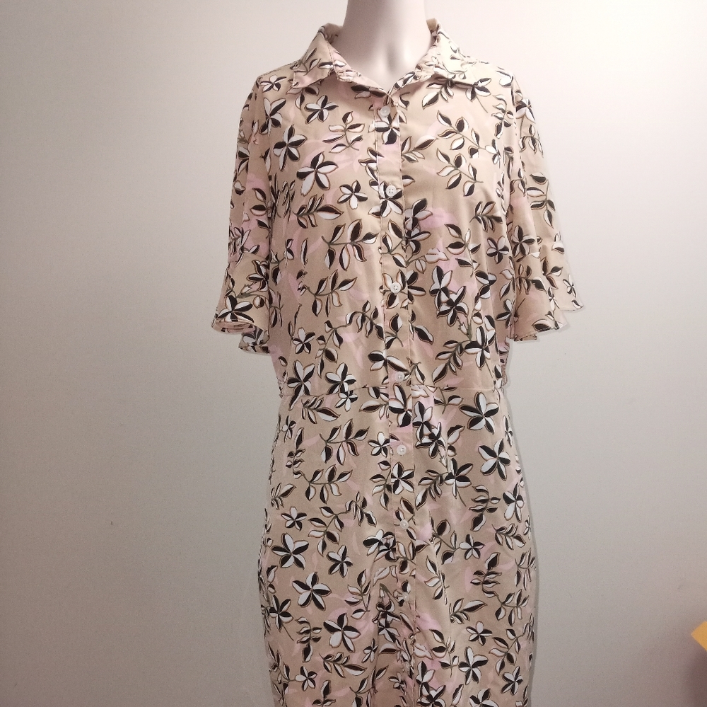 Banana Republic Floral print button down dress size 6